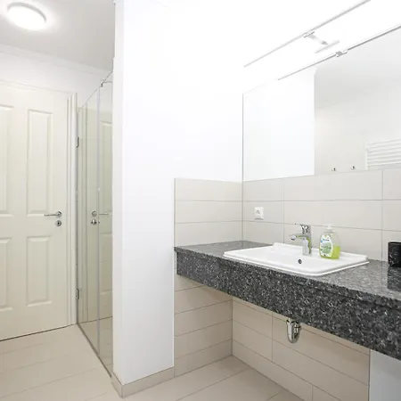 Siegfried 01 Apartment *